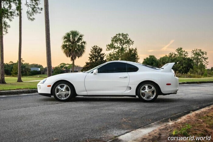 Questa Toyota Supra Turbo del 1998 sembra appena uscita dalla fabbrica | Carscoops